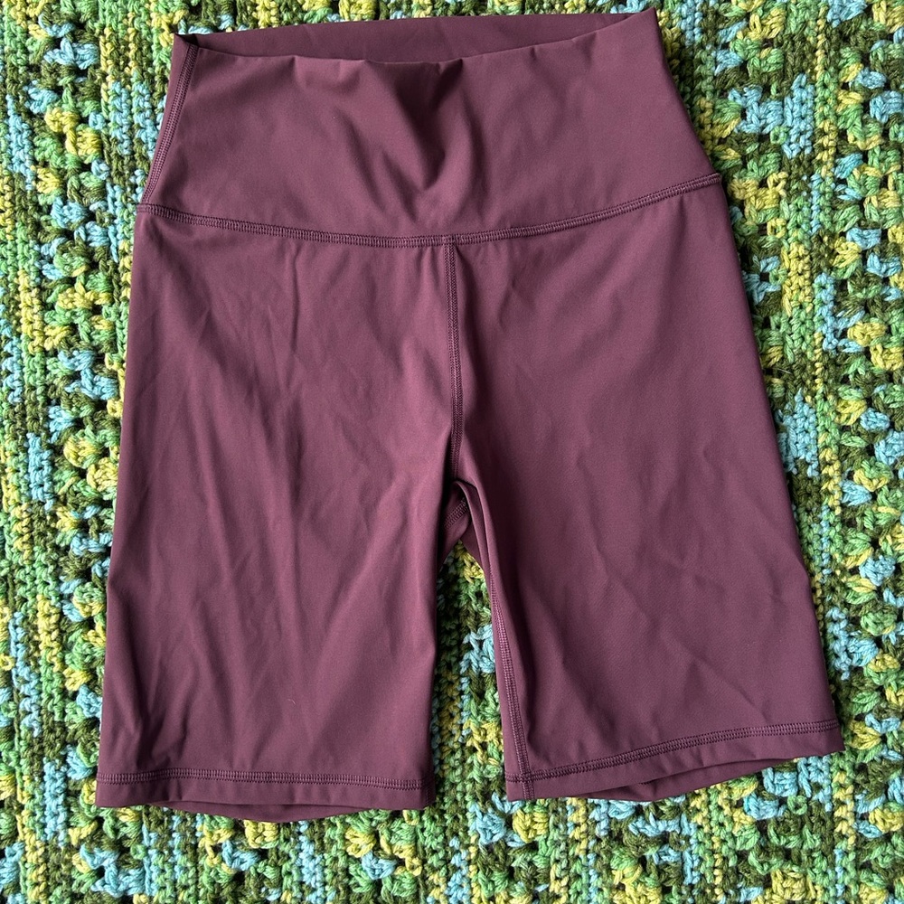 CRZ YOGA Women's High-Waisted Brown Bike Shorts